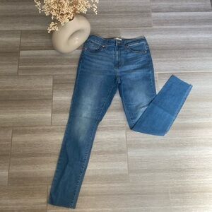 Universal Thread High Rise Skinny Jeans